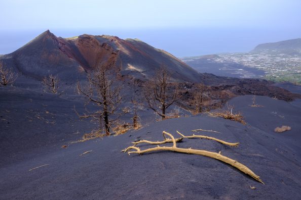 Fifty Shades of Black – Hiking Cumbre Vieja on La Palma